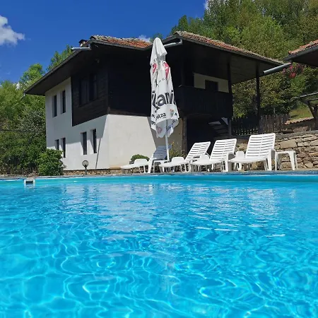 арната къща Yakovtsi