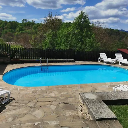 арната къща