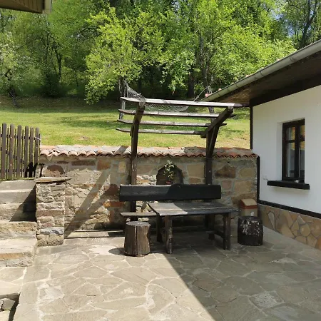 펜션 арната къща Yakovtsi