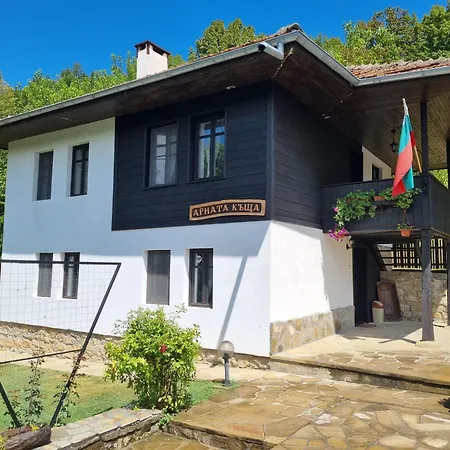 арната къща Yakovtsi